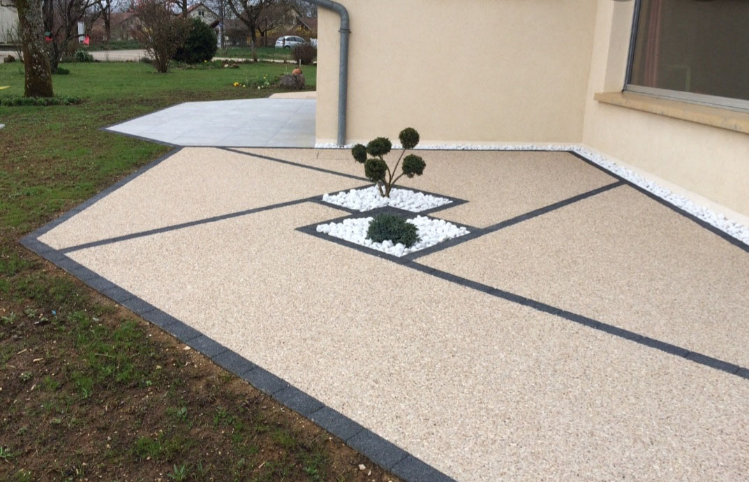 Pose de béton décoratif réalisée par Béton Concept Déco à Bordeaux